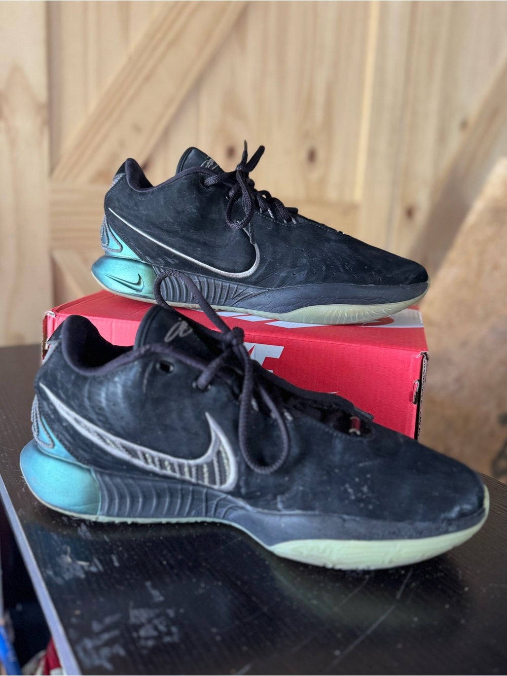 Nike LeBron 21 “Tahitian” Black Teal Basketball Sneakers